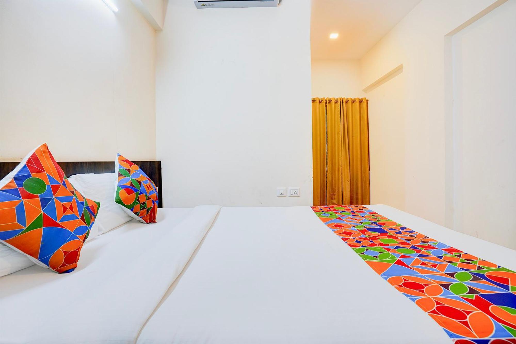 Fabhotel Grk Comforts - Jayanagar Bangalore Exterior photo